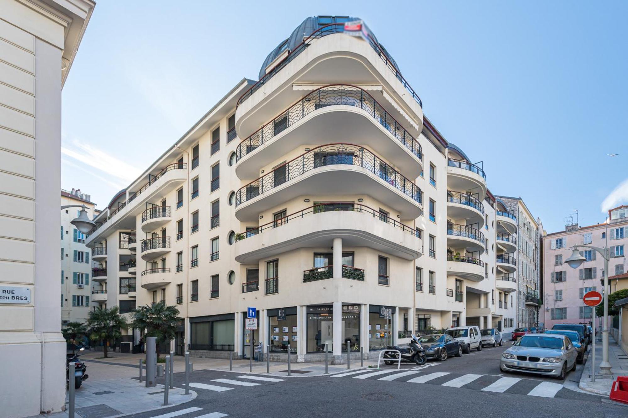 Nice 1 Bedroom Downtown Carre D'Or With Garage מראה חיצוני תמונה